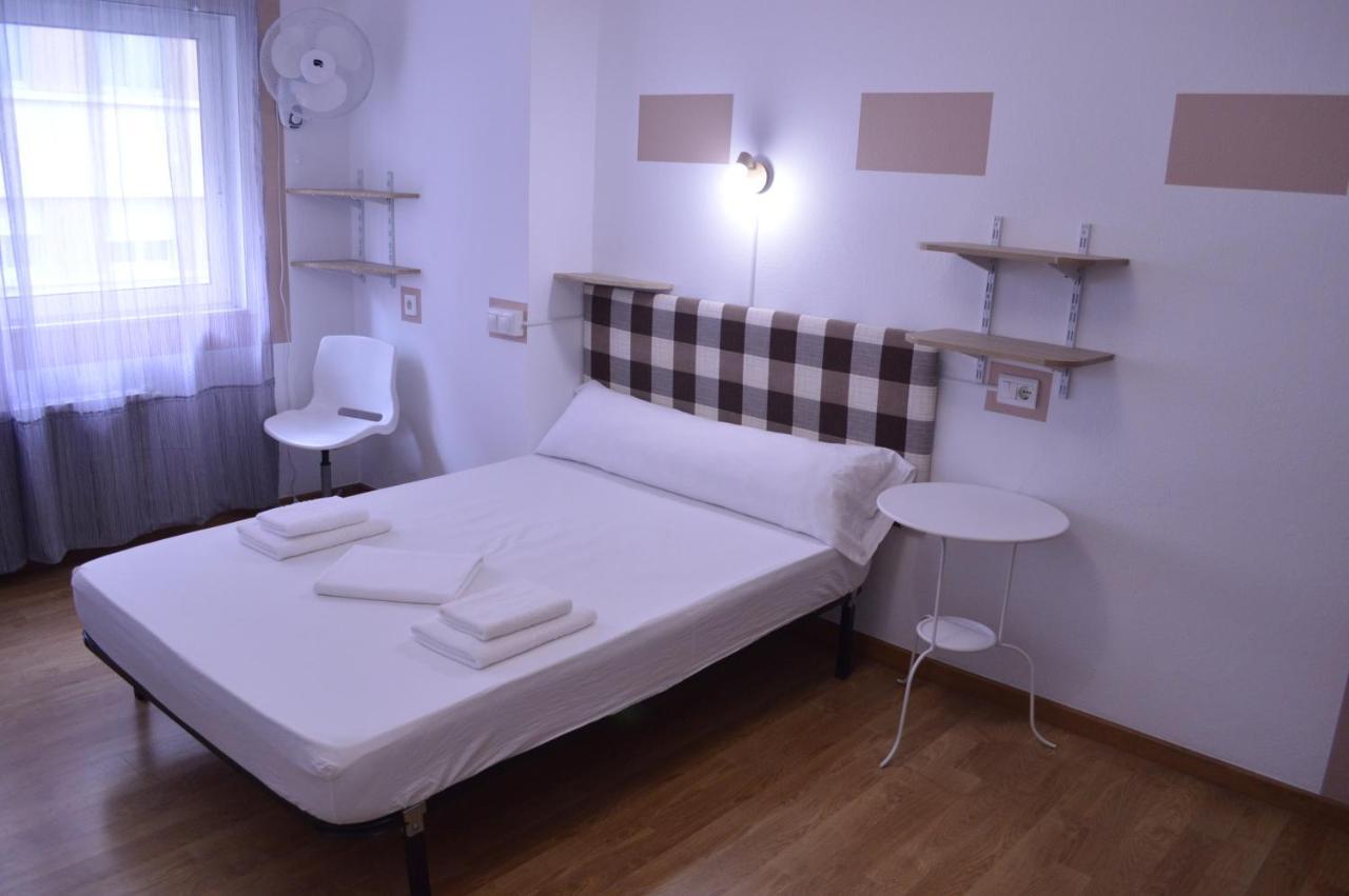 Ararat Hostel Сантьяго-де-Компостела Экстерьер фото