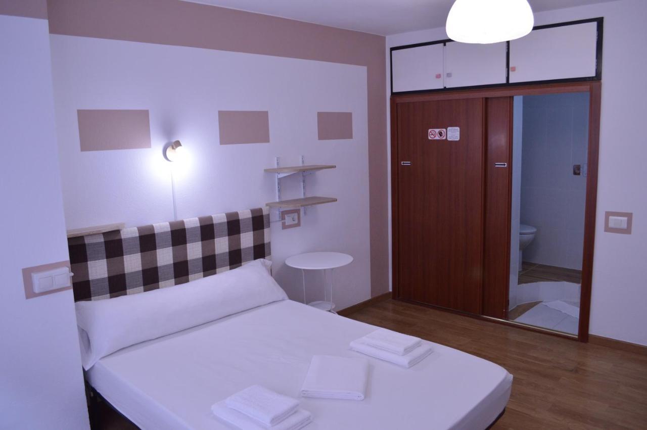 Ararat Hostel Сантьяго-де-Компостела Экстерьер фото