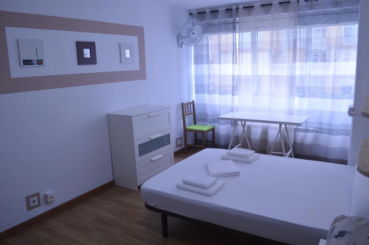 Ararat Hostel Сантьяго-де-Компостела Экстерьер фото