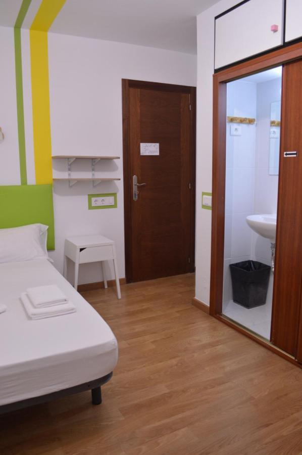 Ararat Hostel Сантьяго-де-Компостела Экстерьер фото